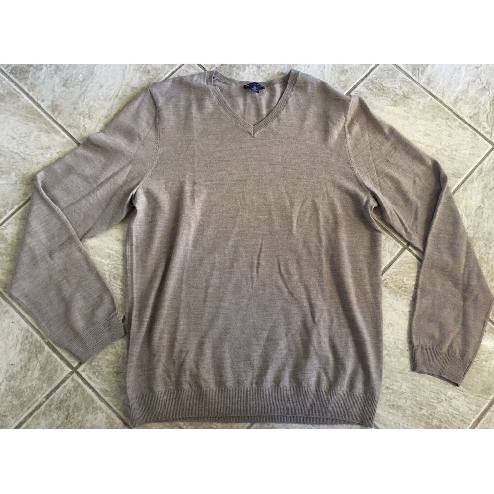 GAP Mens size L‎ Extra Fine Merino Wool Sweater Brown V Neck Style NICE